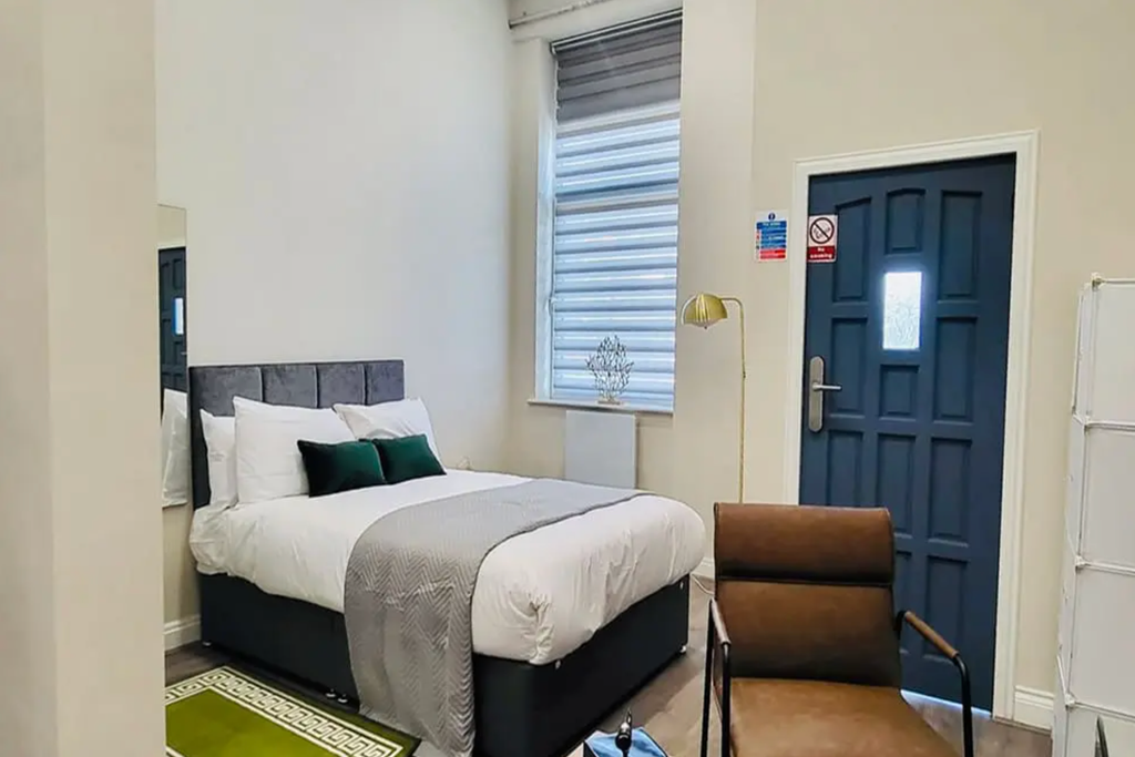 Property photo 3 of 7