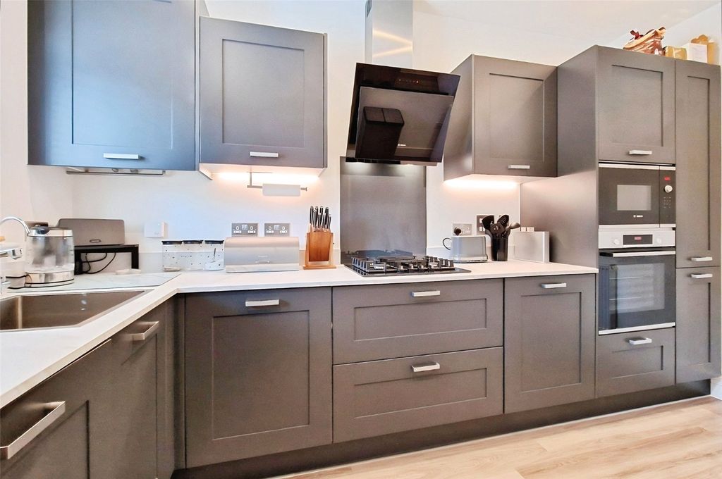 Property photo 2 of 8 Picture No. 04