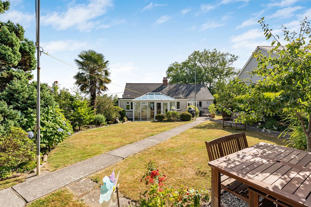 Property photo 1 of 31