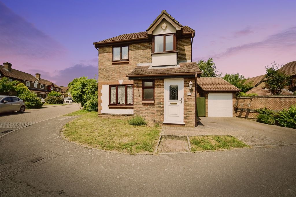 Property photo 1 of 18