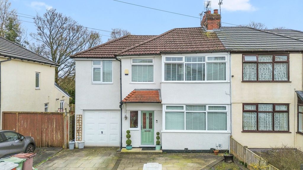 Property photo 1 of 36