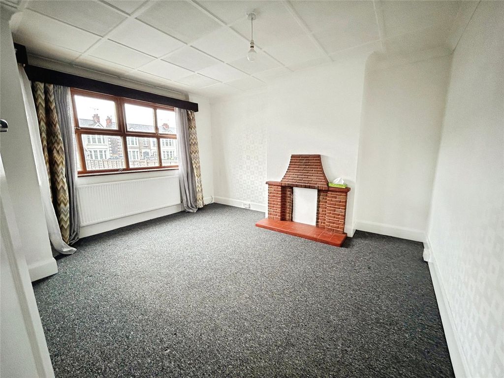 Property photo 2 of 14 Picture No. 36