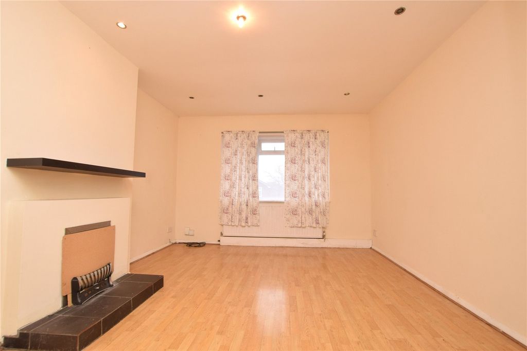 Property photo 2 of 7 Picture No. 02