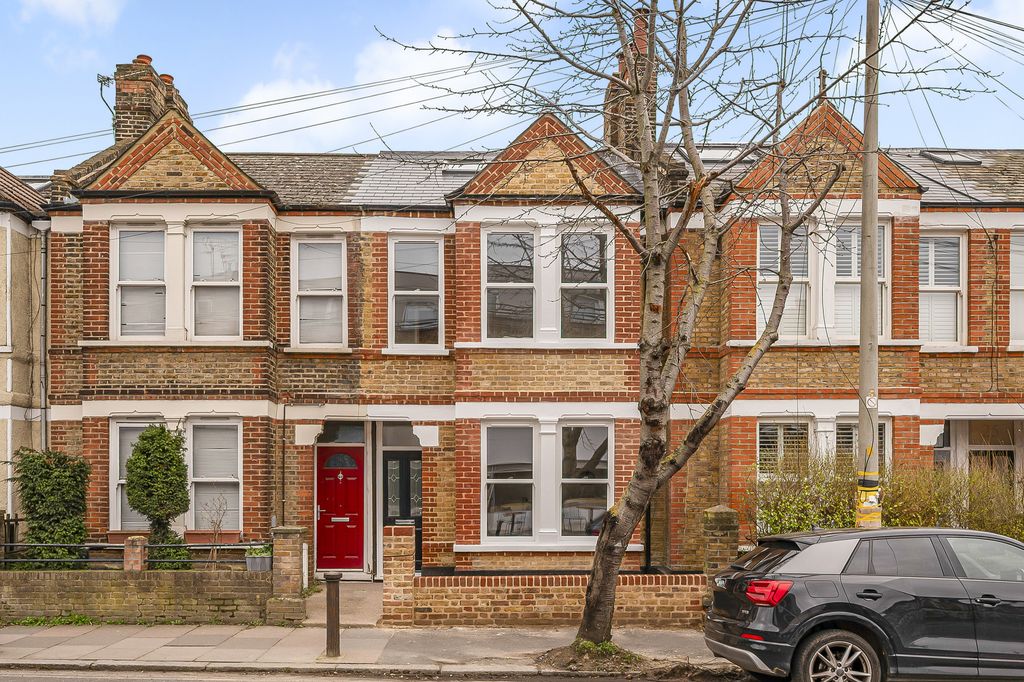 Property photo 2 of 11