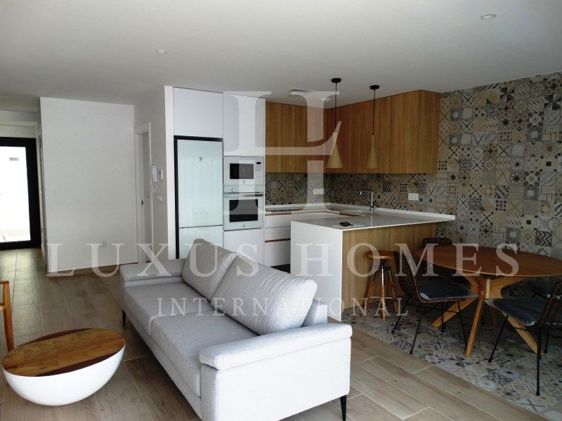 Property photo 3 of 26