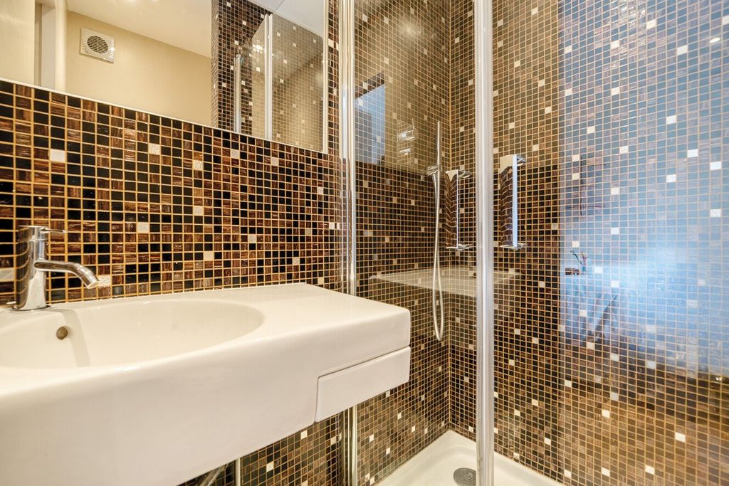 Property photo 2 of 11 Picture No. 02