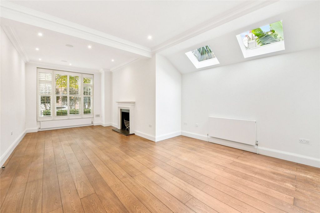 Property photo 3 of 15 Reception Room