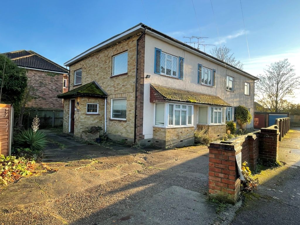 Property photo 1 of 9 3796080