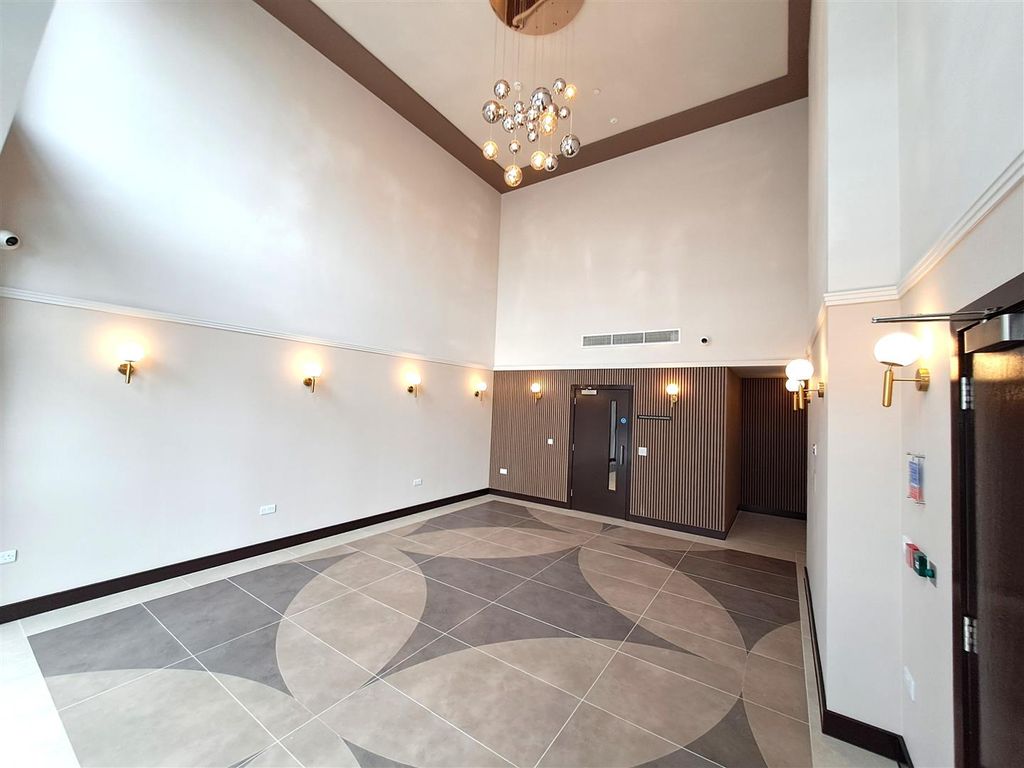 Property photo 1 of 17 1000012588.Jpg