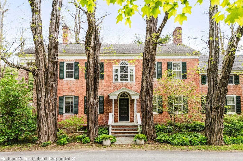 Property photo 1 of 30