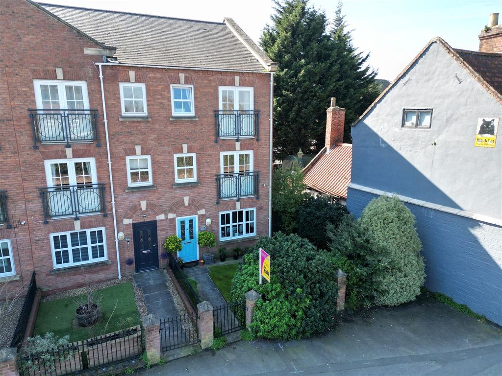 Property photo 1 of 30 Front Aerial.Jpg