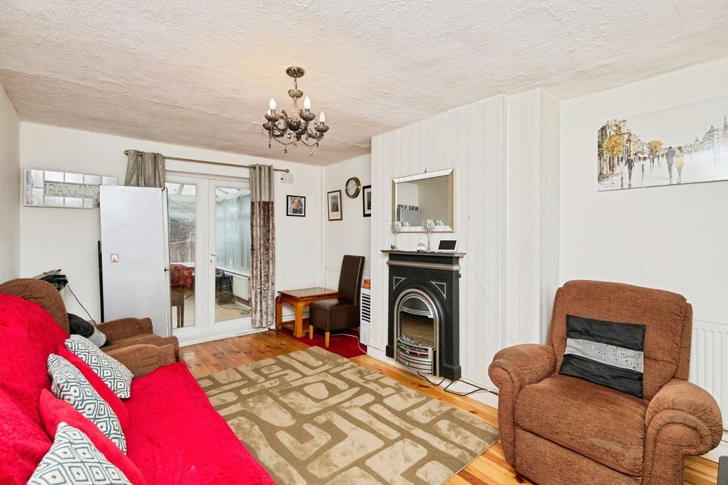 Property photo 2 of 20 Pbox-Img.Jpg