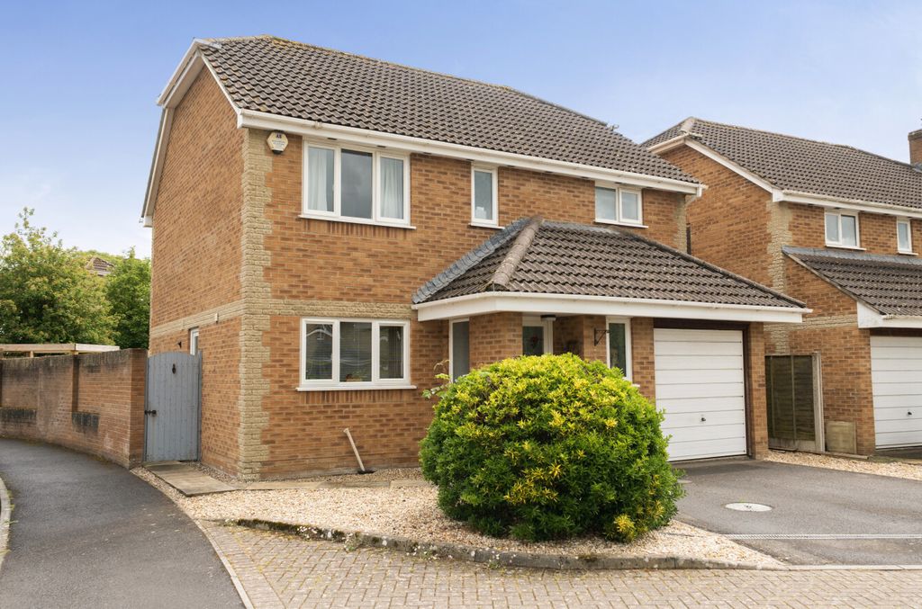 Property photo 1 of 21 1459655-1-6A05d58...