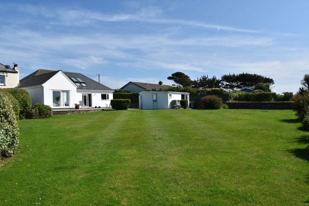 Property photo 3 of 43 External