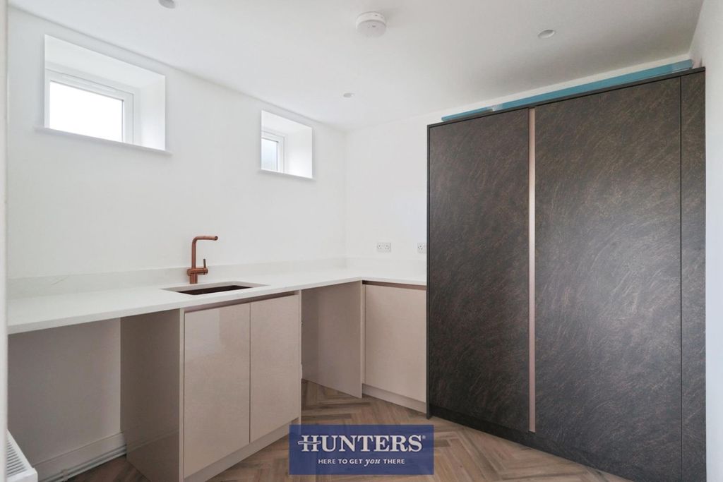 Additional image 20 of 4 bed detached house for saleBute Street, Glossop SK13