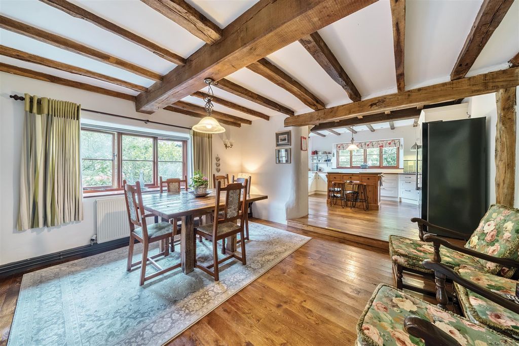 Property photo 3 of 39 1276843 (3).Jpg