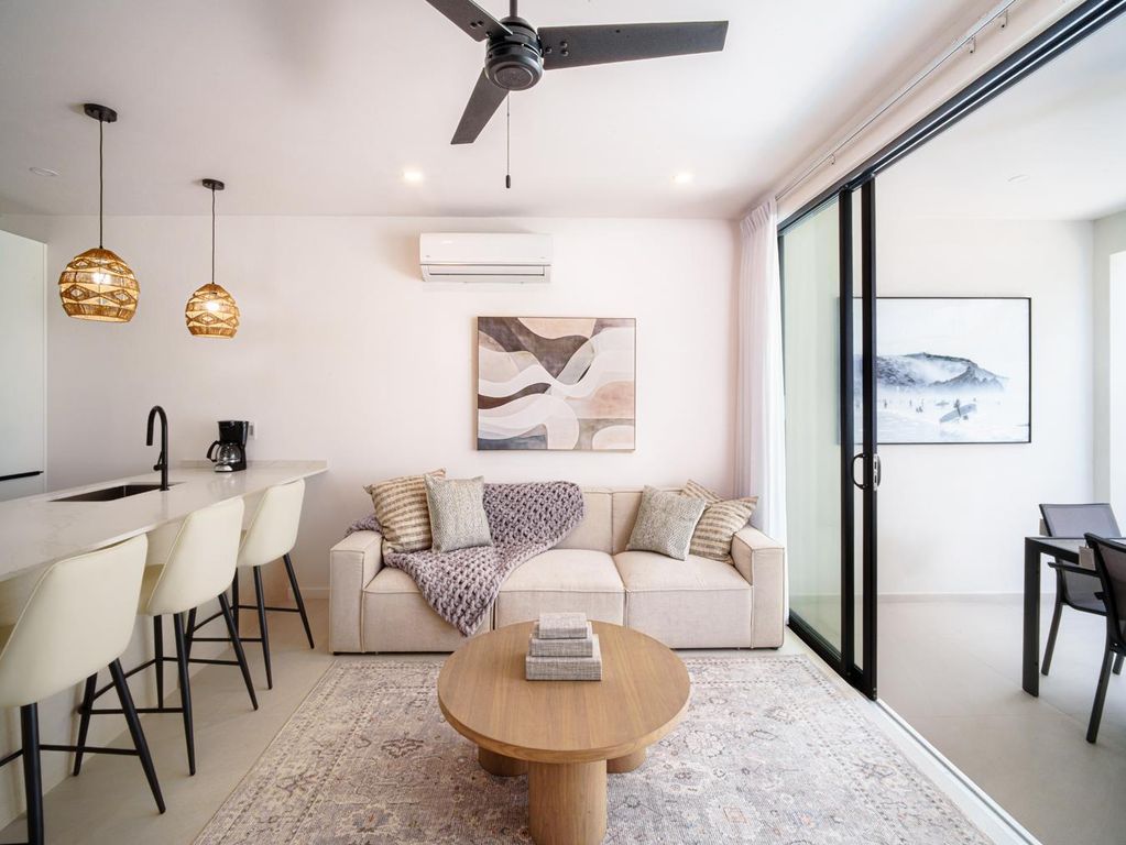 Property photo 1 of 14 Image