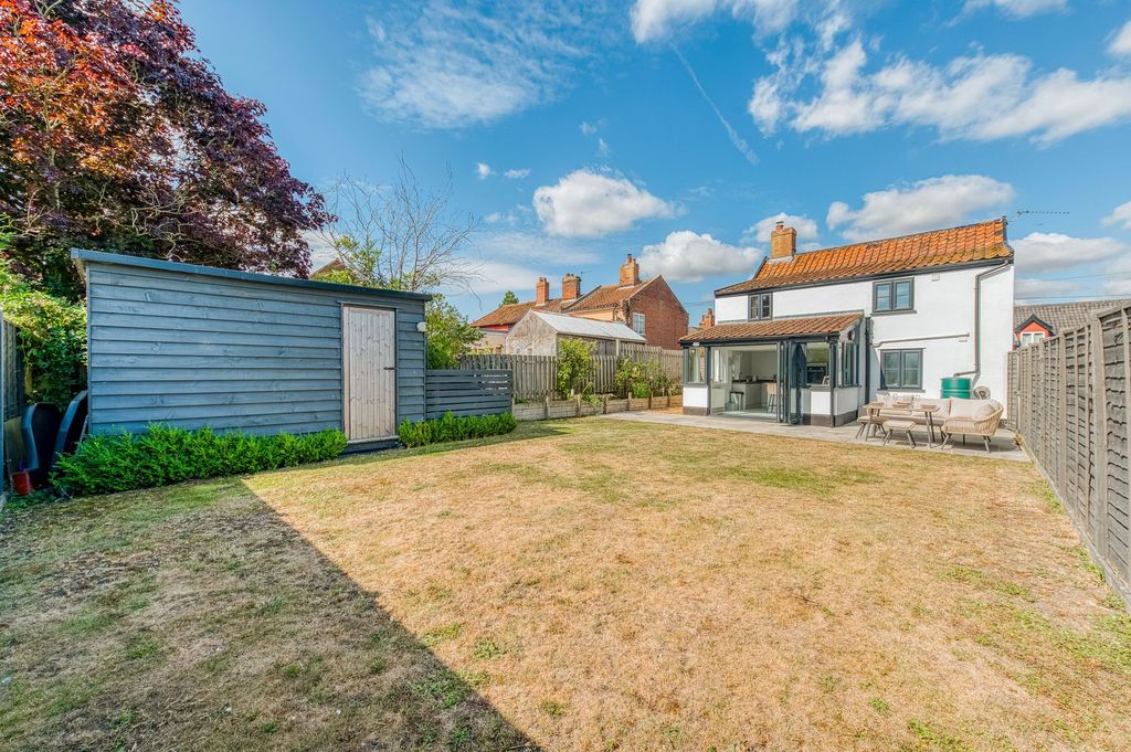Property photo 1 of 25