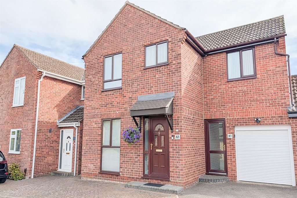 Property photo 1 of 19 8F3cd97c-2789-447c-Be88-0d62E9dc43Fd.Jpg