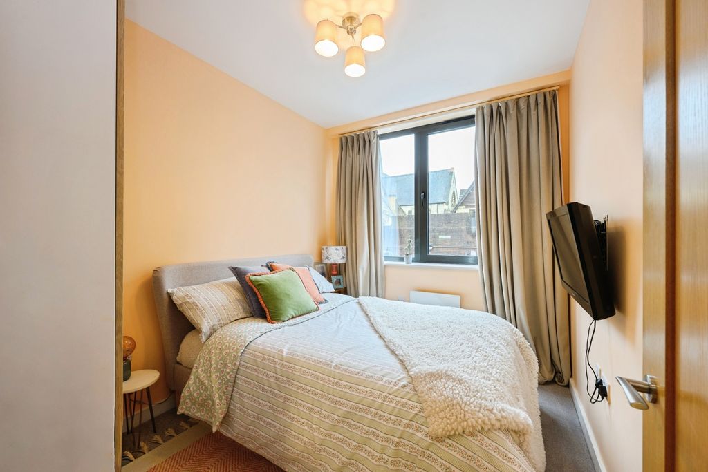 Property photo 2 of 14 Pbox-Img.Jpg