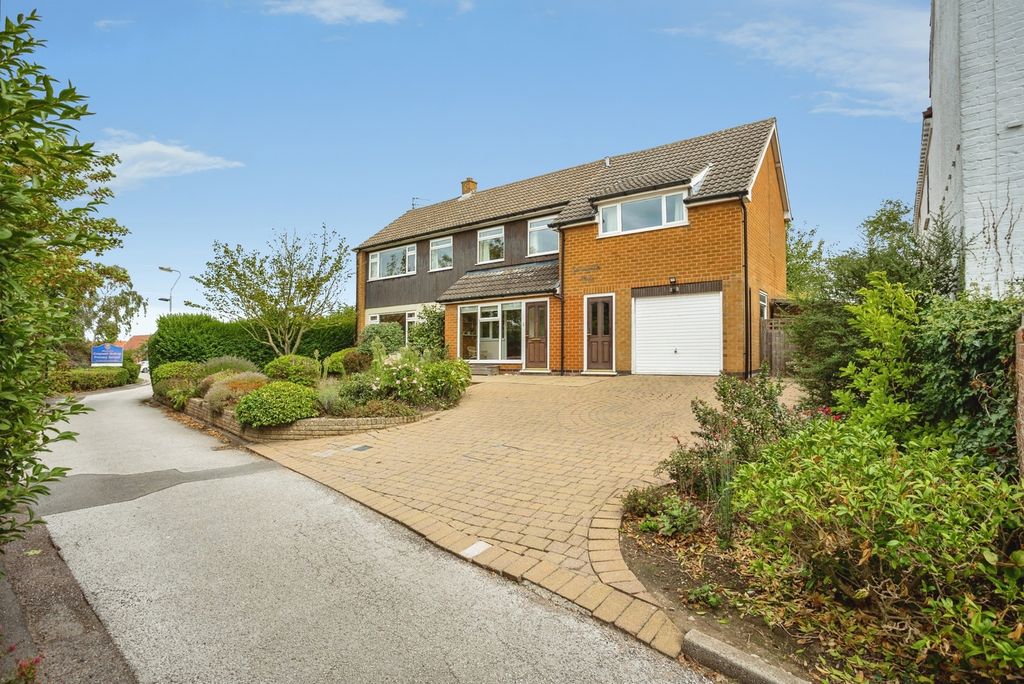 Property photo 1 of 19 Pbox-Img.Jpg