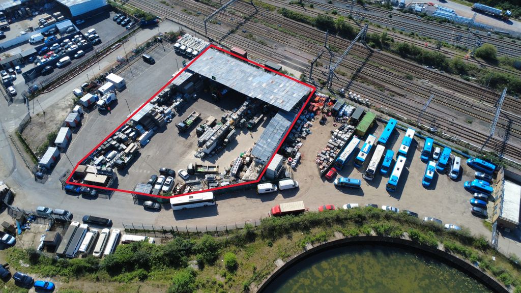 Property photo 1 of 1