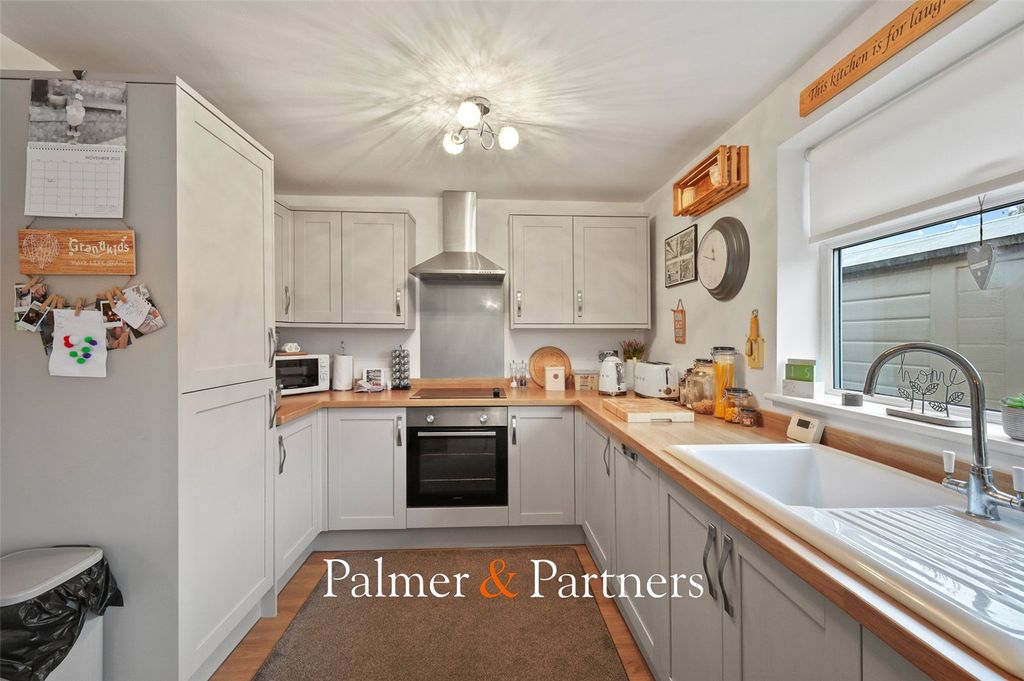 Property photo 2 of 14 Picture No. 05