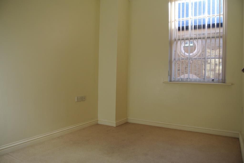Property photo 3 of 4