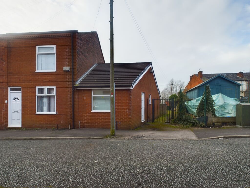 Property photo 1 of 9