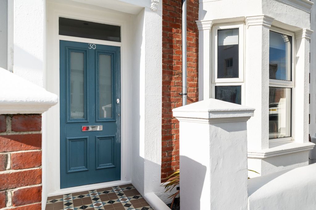 Property photo 3 of 30 4579063