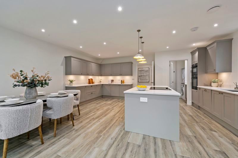 Additional image 9 of 4 bed semi-detached house for saleHurst Road, East Molesey KT8