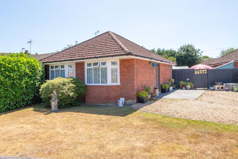 Property photo 1 of 16 External