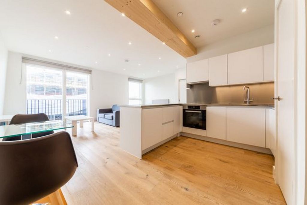 Property photo 1 of 12