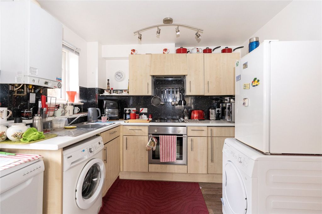 Property photo 3 of 10 Picture No. 06
