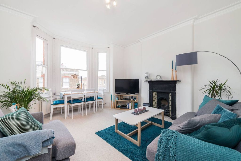 Property photo 1 of 6