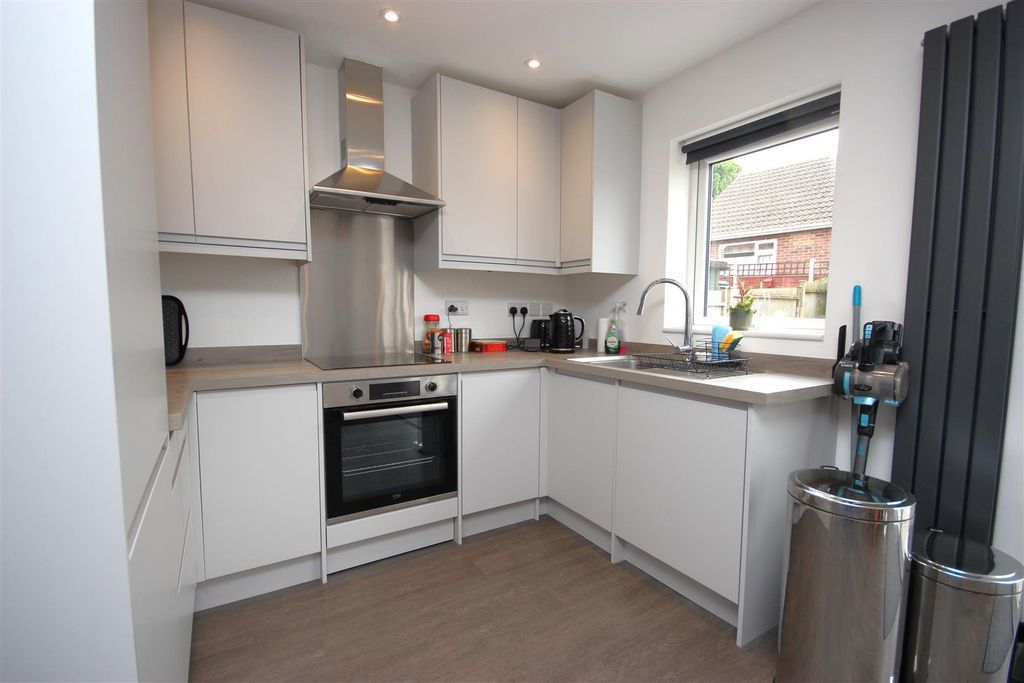 Property photo 2 of 11 Img_1429.Jpg