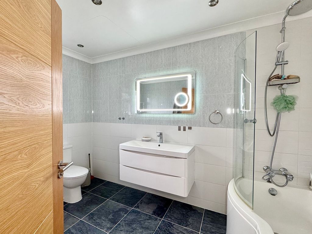 Additional image 18 of 6 bed detached house for saleGlenferness Avenue, Talbot Woods, Bournemouth BH4