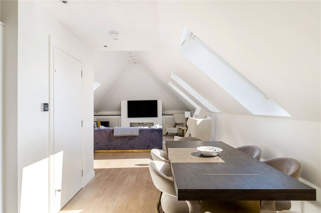 Property photo 2 of 8 Picture No. 02