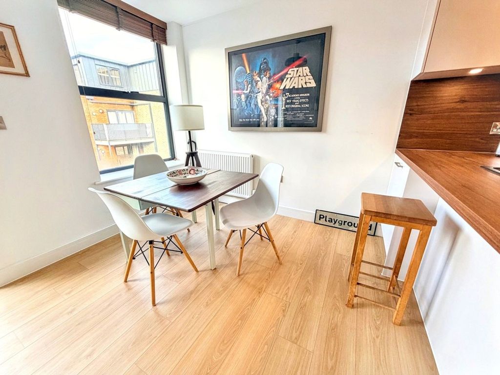 Property photo 3 of 18