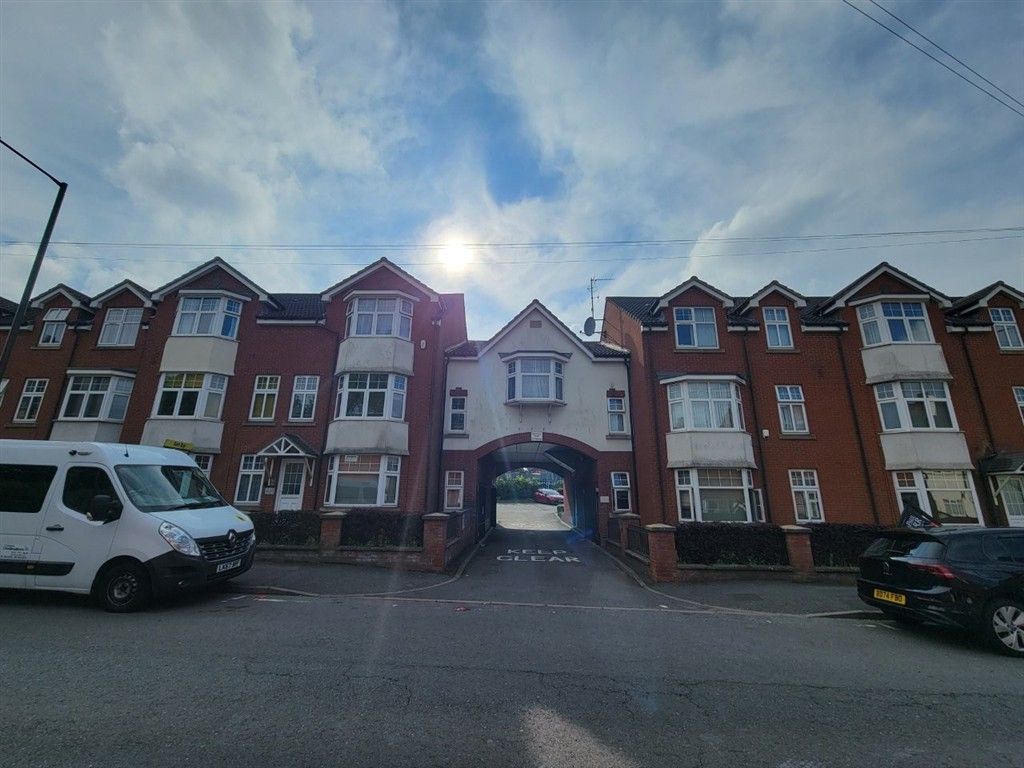 Property photo 1 of 7