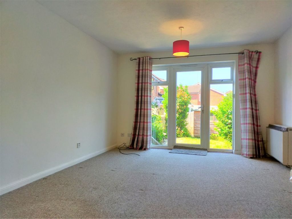 Property photo 3 of 8