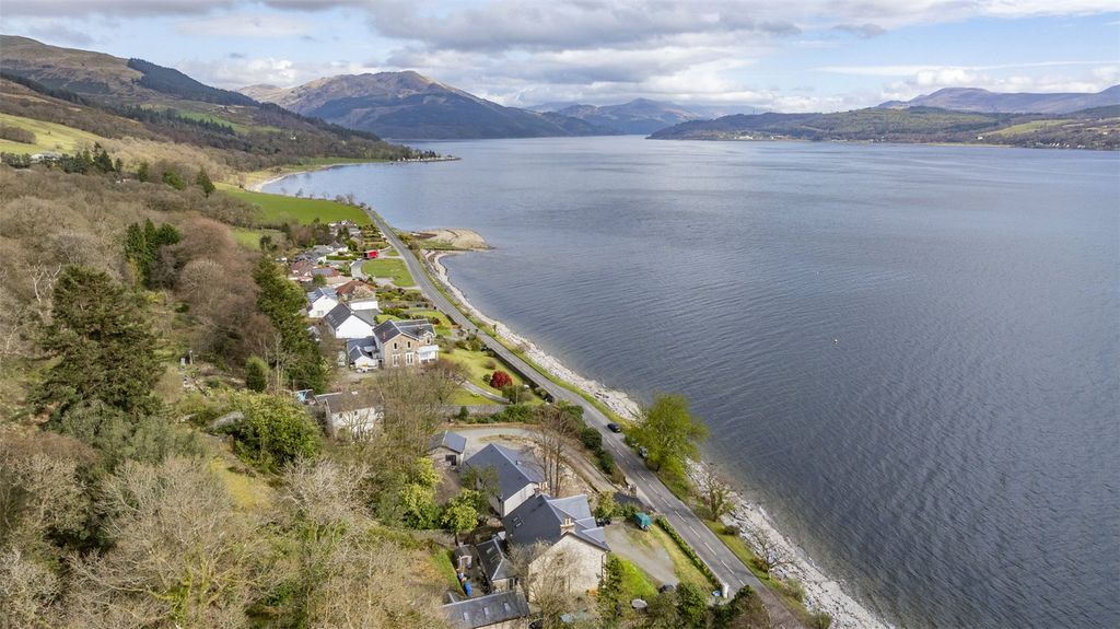 Property photo 2 of 20 Picture No. 17