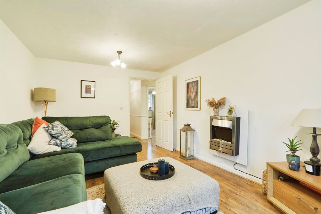 Property photo 2 of 11