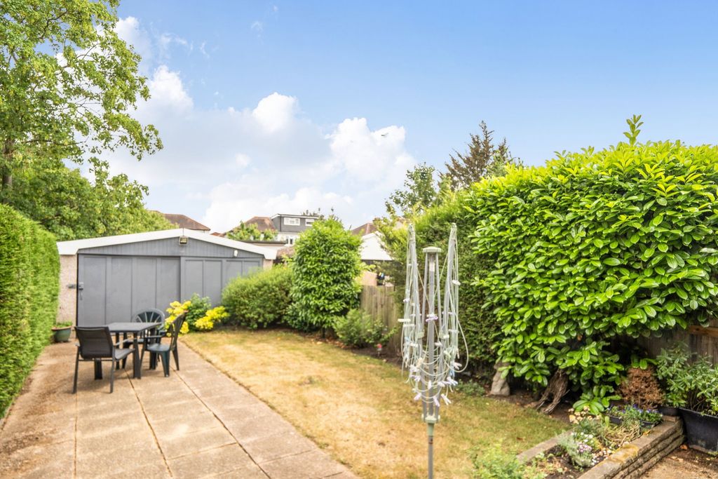 Property photo 2 of 19
