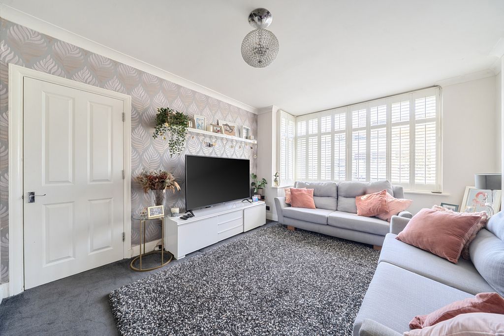 Property photo 2 of 20 Reception