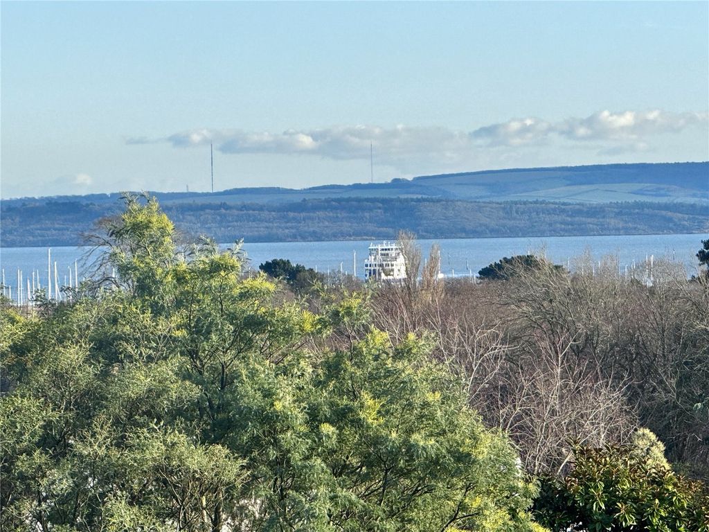 Property photo 2 of 11 Picture No. 03