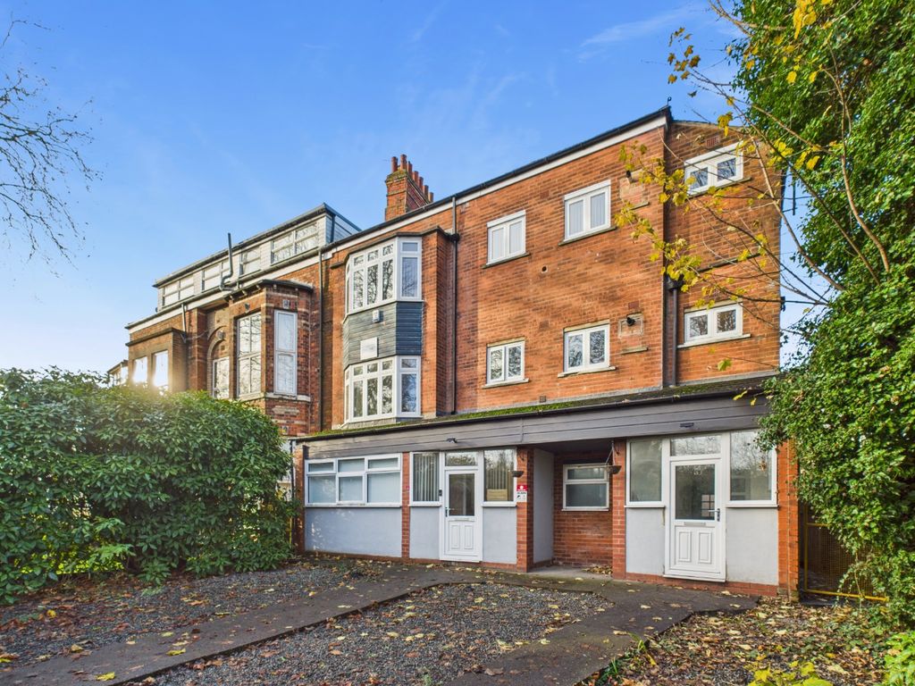 Additional image 11 of 2 bed flat for salePrinces Avenue, Hull HU5