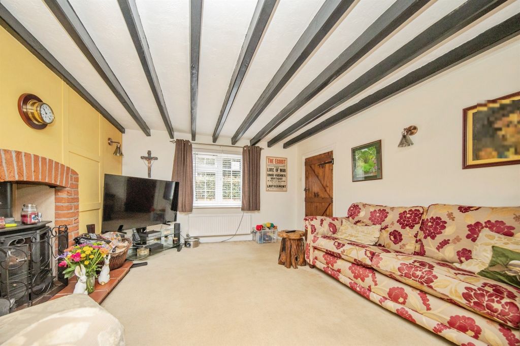 Property photo 3 of 27