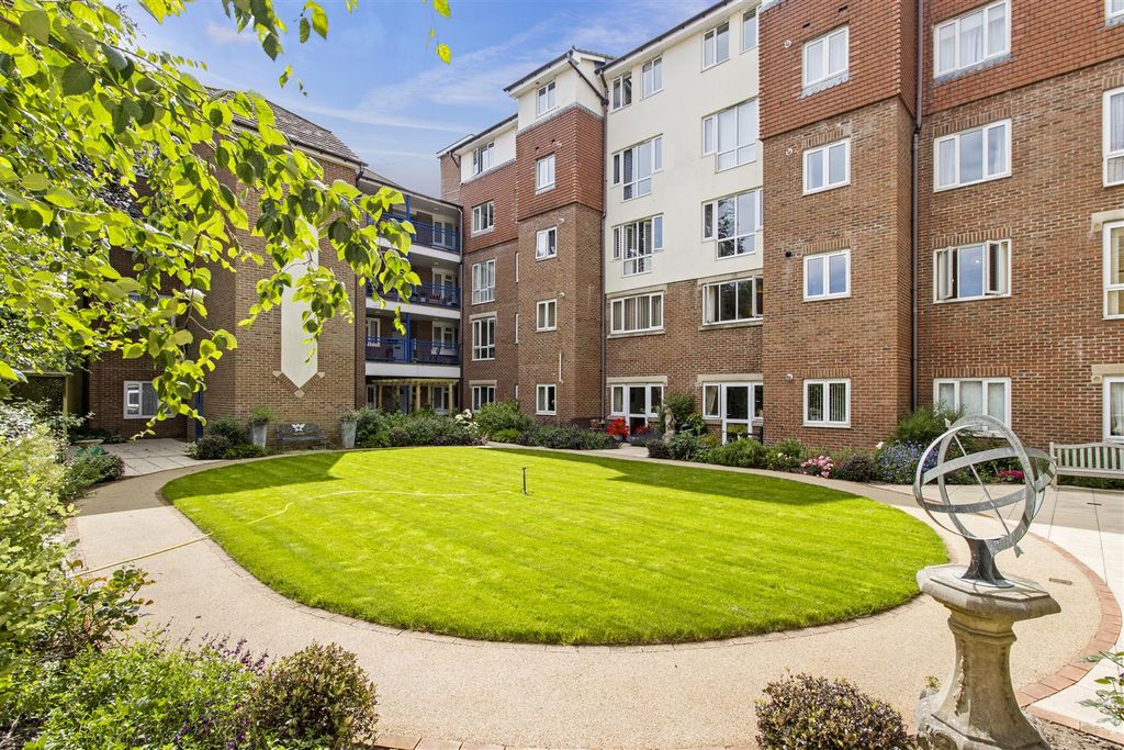 Property photo 1 of 45 Communal Gardens #2.Jpg