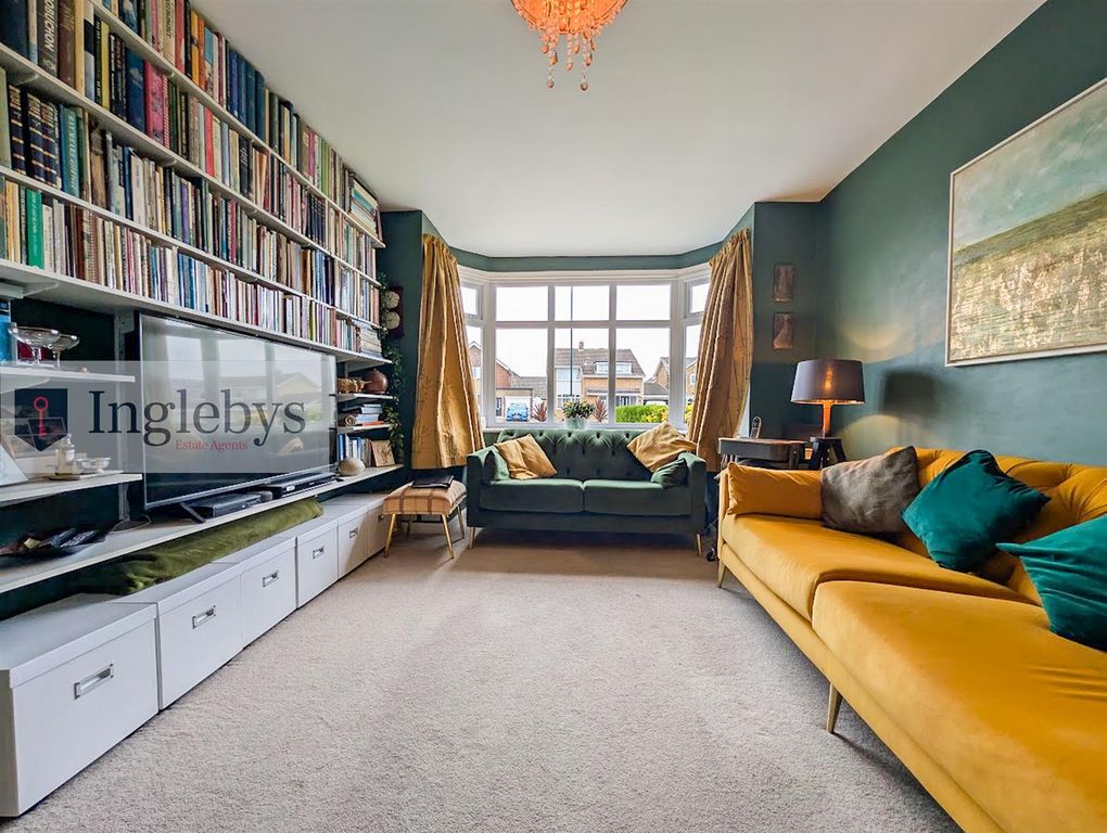 Property photo 3 of 48